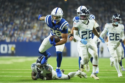 Jonathan Taylor anota tres touchdowns y los Colts vencen 38