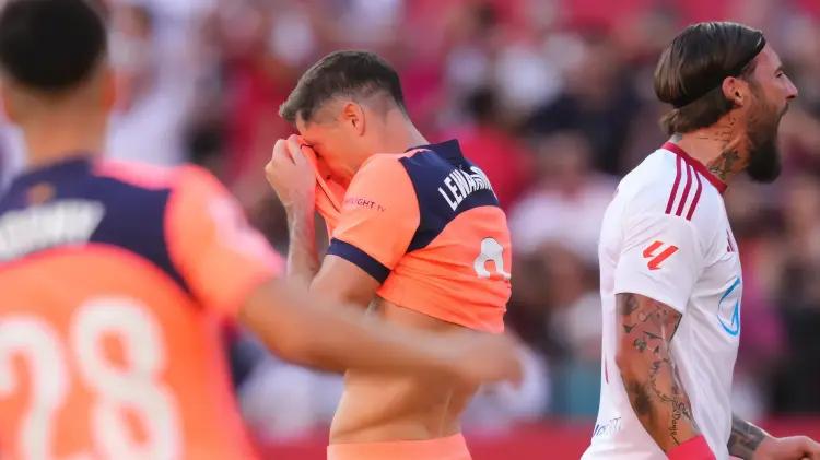 Barça se derrumba ante Sevilla en Camp Nou con errores clave y lesión de Yamal