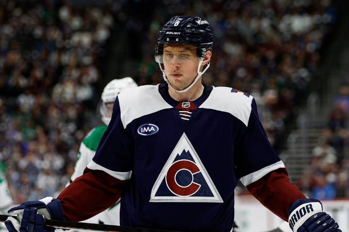 Deadspin | Avalanche D Erik Johnson retires after 17 seasons