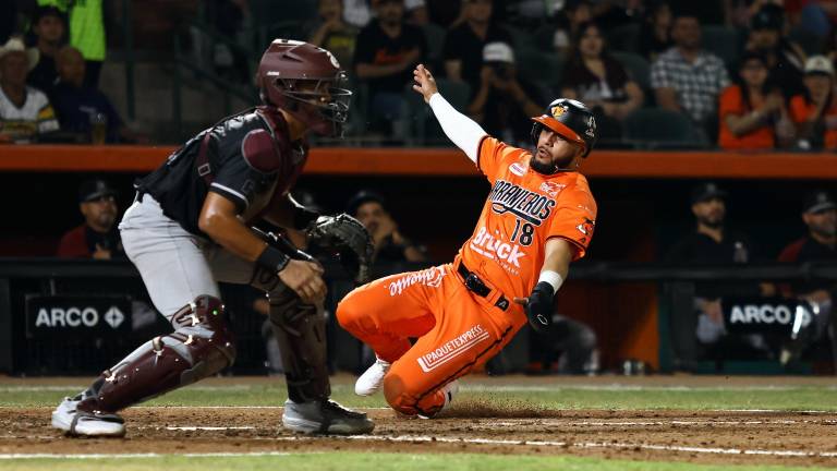 Tomateros caen en extrainnings y Naranjeros empatan la serie en Hermosillo