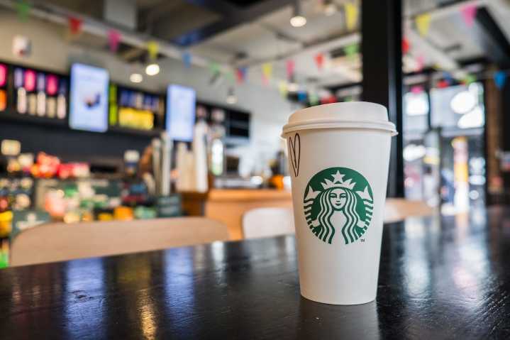 These 15 Starbucks Locations are Closing in Chicago