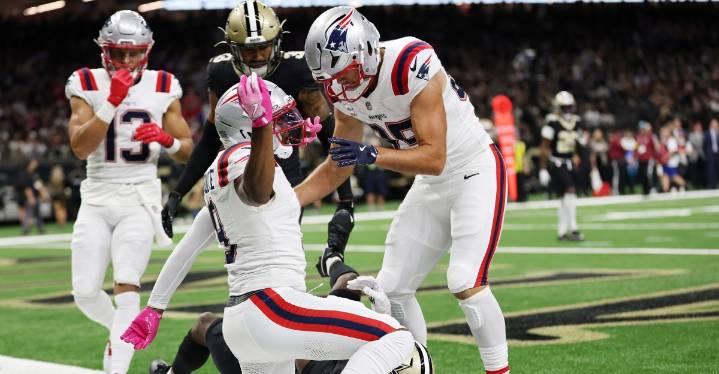 Patriots links 10/13/25: Maye plays it cool, Boutte shines, Defense bends, Refs break