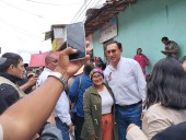 Expresidente Martín Vizcarra Cornejo se da baño de popularidad en la ciudad de Ayabaca