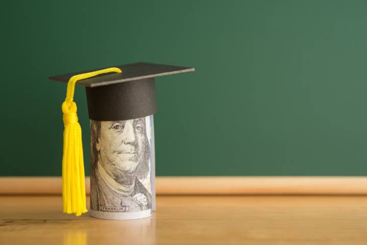Las 10 carreras universitarias peores pagadas en EE.UU.