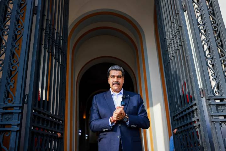 Maduro suspende acuerdos de gas con Trinidad y Tobago por amenaza militar