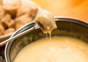 Francia investiga dos muertes por listeriosis en quesos vendidos también en Euskadi