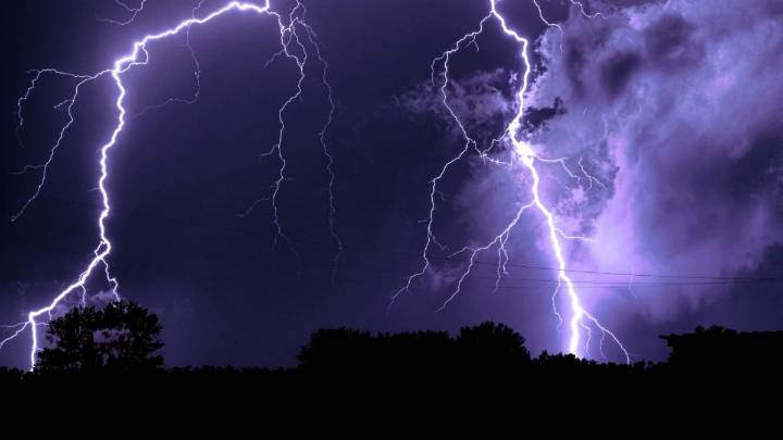 Por tormentas eléctricas: Declaran Alerta Temprana Preventiva para 9 comunas del sur de Chile