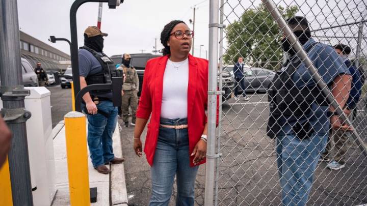 Democratic congresswoman appears in court to fight charges she interfered with ICE arrest