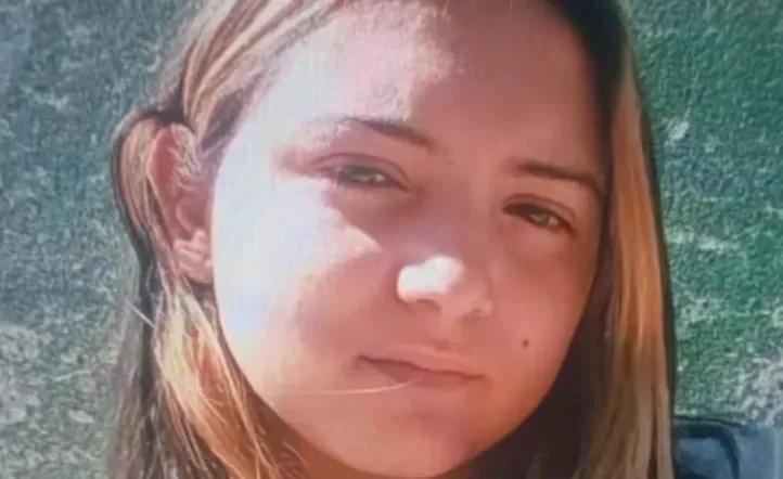Desesperada búsqueda de una adolescente de 15 años: no volvió del colegio y su familia tiene una sospecha