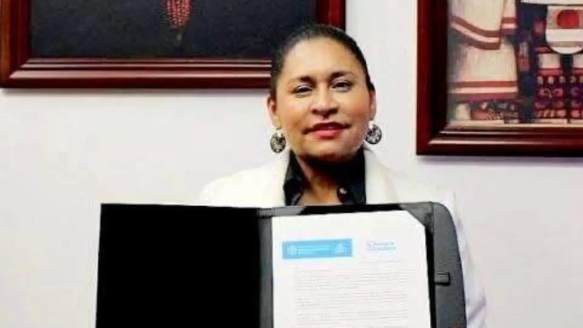 Es Ana Lilia Rivera ”heroína de las guías voluntarias del derecho a la alimentación adecuada”