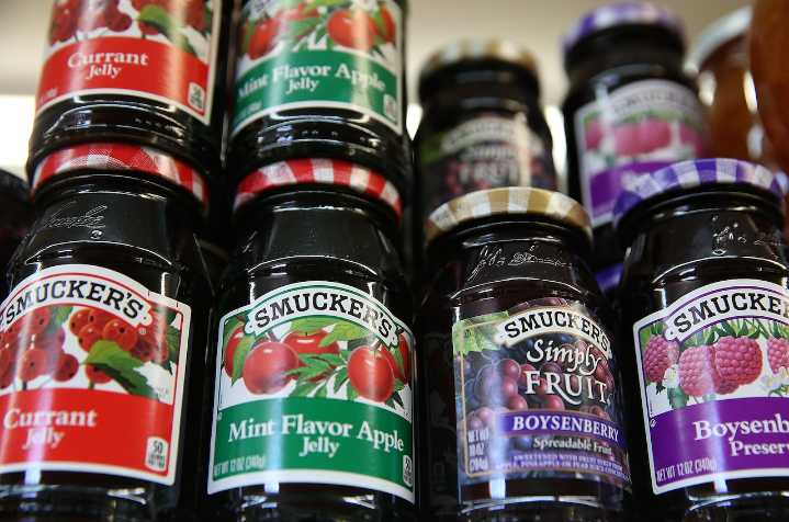Smuckers takes legal action against popular grocery store chain over new product