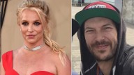 El exesposo de Britney Spears afirma que la descubrió en la cama con una de sus bailarinas