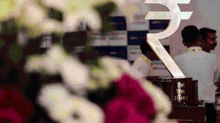 India’s April-September fiscal deficit at 36.5% of 2025/26 target