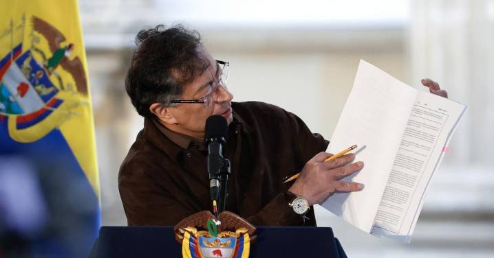 Trump acusa al presidente de Colombia de ser "un líder del narcotráfico"