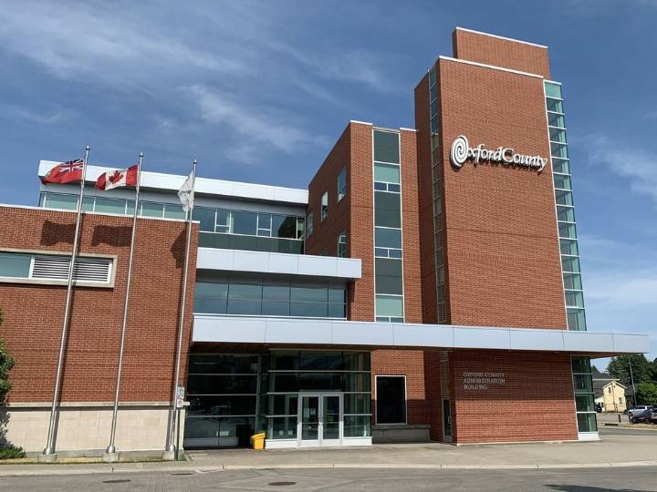 Oxford County installs source water protection signs