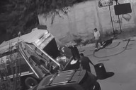 Captan a personal de limpieza vandalizando paredes en la colonia Brisas, en Saltillo (video)