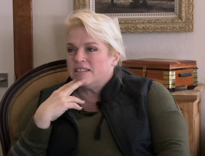 Janelle Brown Documents "Progress" in "New Life Chapter"