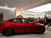 Tesla sales jump as buyers scramble before EV tax credit expires