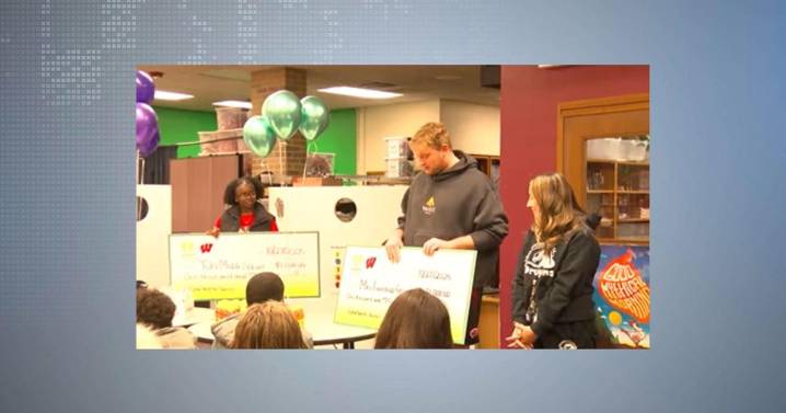 Teacher in Madison wins $1,000 surprise award from former student