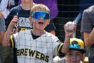 Watch Brewers vs Cubs Game 5 streaming free today; NLDS start time, channel, odds