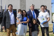 Ziliotto en Van Praet entregó viviendas y anunció la llegada del 4G a la localidad