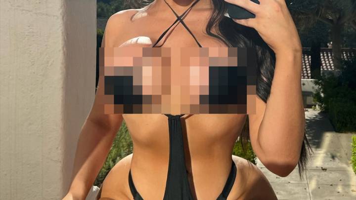 Guess the Sexy Star Sportin' This Black Cut
