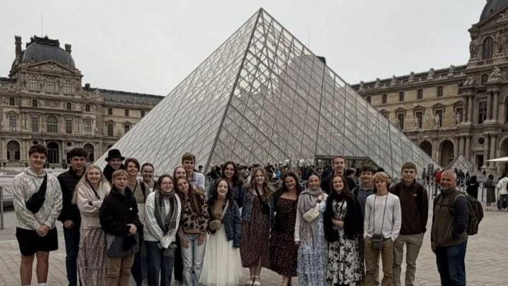 'Terrified': KY principal recounts scene from Louvre jewelry heist