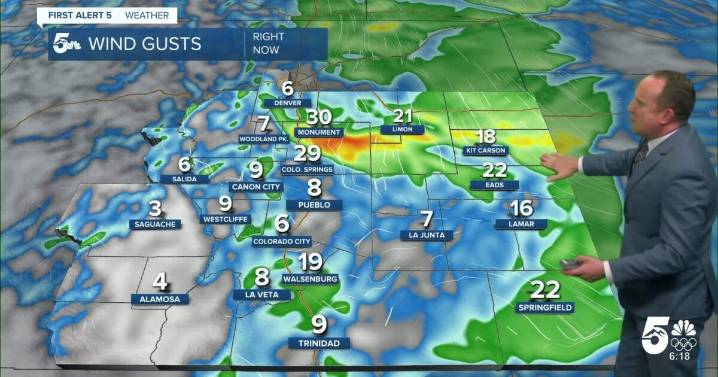Late week temperatures to stay below average, with dry skies Halloween night