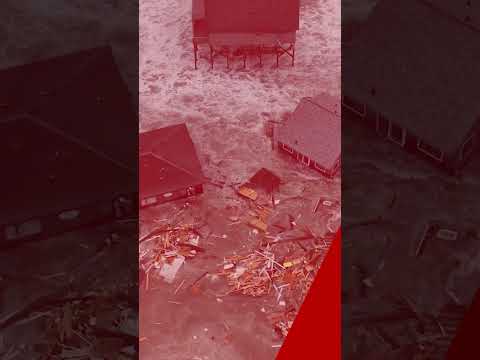 Dramatic Moment North Carolina Homes COLLAPSE into Ocean from Hurricane Winds #shorts