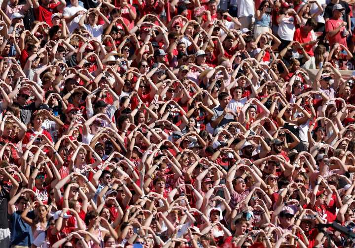 NCAA moves closer to allowing college athletes to bet on pro sports