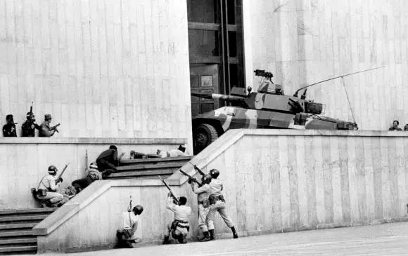 Perdida en el fuego: el libro que reconstruye digitalmente la Toma del Palacio de Justicia