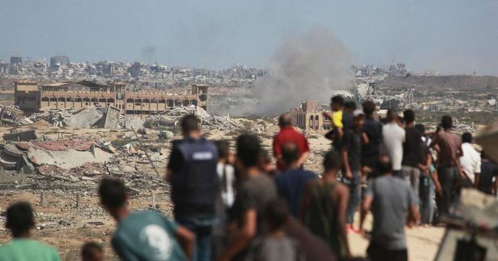 Trump gives Hamas a 'last chance' deadline to agree to a peace plan with Israel