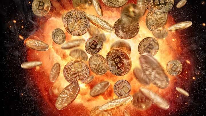 US Crypto Activity Explodes by 50% in 2025 Amid Trump’s Regulatory Pullback