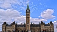 Canada Day Ruined as Stoned Singer Totally Butchers 'Oh Canada'