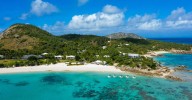 Lizard Island: Woman found dead on Great Barrier Reef island after failing to board cruise ship