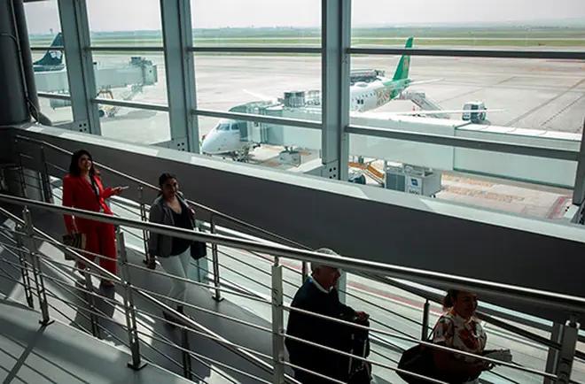 Rechaza Sheinbaum cancelación de vuelos del AIFA y AICM a EU; ‘México no es piñata de nadie’