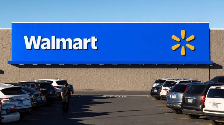 Will Walmart lock out customers over theft threats tied to SNAP cuts?