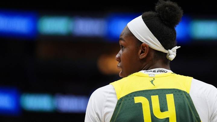 Malonga joins Unrivaled league after leaving Turkey's Fenerbahce