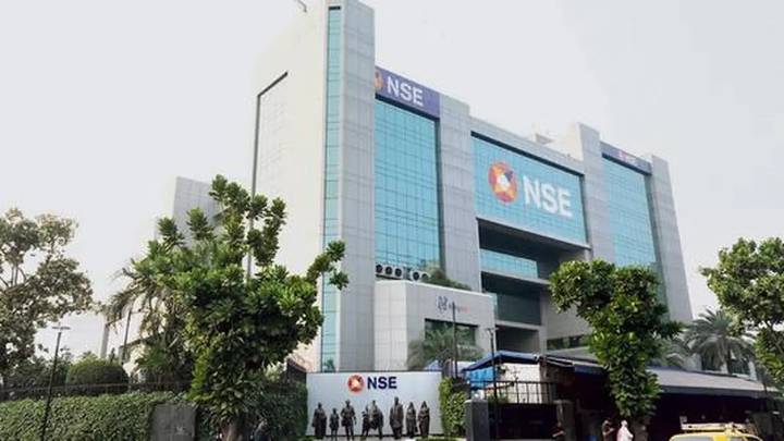 Nifty trades flat as IT stocks shine ahead of Q2 earnings season