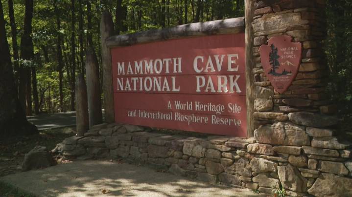 Government shutdown affecting visitors to Mammoth Cave, where most tours are closed