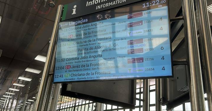 Renfe habilita un tren lanzadera entre Sevilla y Lebrija para atender a los usuarios de Media Distancia de Cádiz