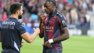 El Manchester City se suma al Barcelona a la puja por Etta Eyong