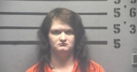 Madisonville woman accused of assaulting children as they were getting ready for school