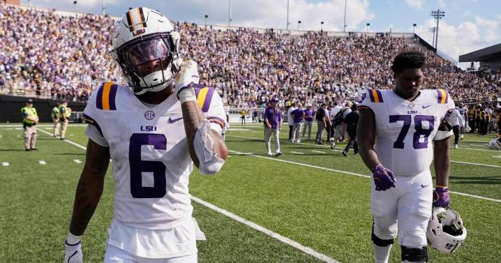 LSU's offense failed to deliver in crucial moments of 'frustrating' loss to Vanderbilt