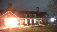 Nuevo video muestra a un hombre incendiando la residencia del gobernador de Pensilvania