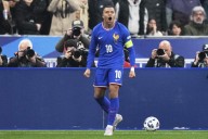Francia pasó por encima de Azerbaiyán