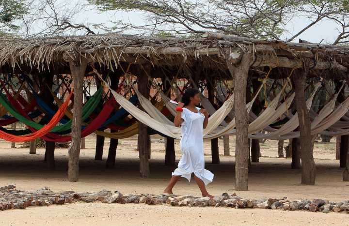 Las tejedoras de Colombia luchan por la dignidad en un mundo hambriento de moda