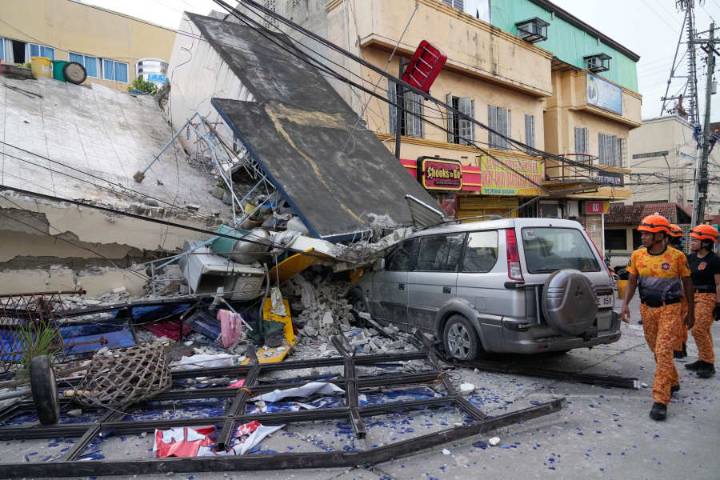 Rescuers search for survivors after quake in Philippines kills 72