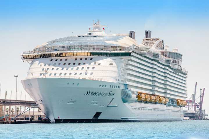 Massive 9,000 Passenger Cruise Ship Stranded in New Jersey As Nor'Easter Churns Atlantic Ocean