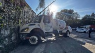 Accidente en Lomas de Chapultepec Hoy: Pipa de Gas casi Llena Choca contra Autobús y Casa